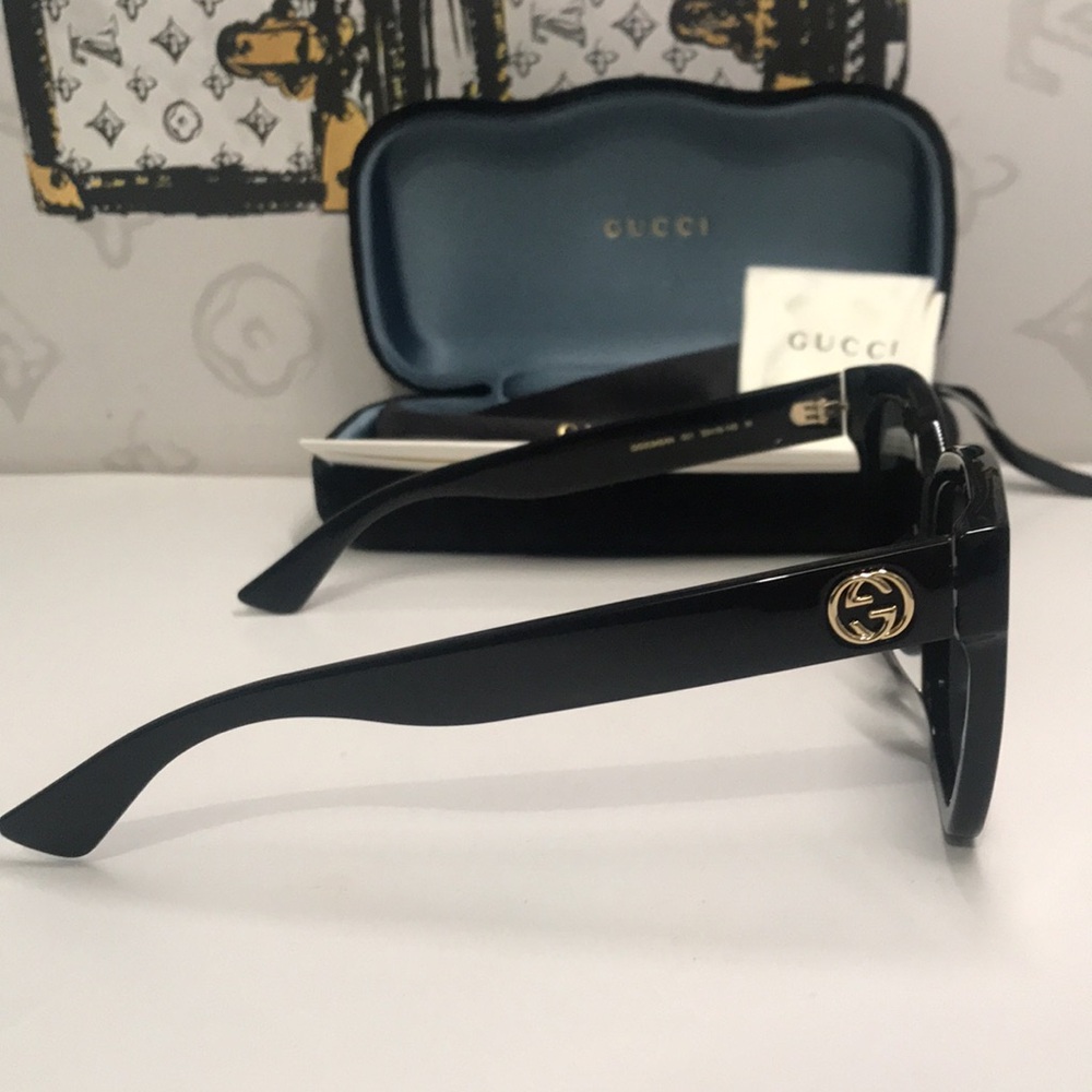 New Authentic Gucci Black Sunglasses GG0034SAN 001 - Picture 7 of 13